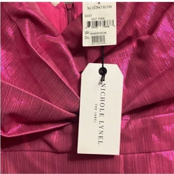 NORDSTROM x Nichole Lynel NWT Off the Shoulder Minidress Hot Pink Metallic Small - Picture 7 of 7